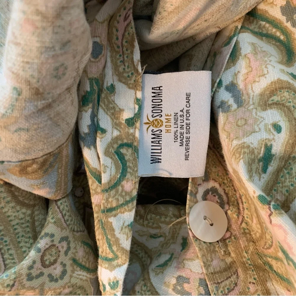 Williams Sonoma Paisley Duvet Cover in Tan, Green, Blue